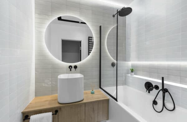 keros-zen-white-bathroom